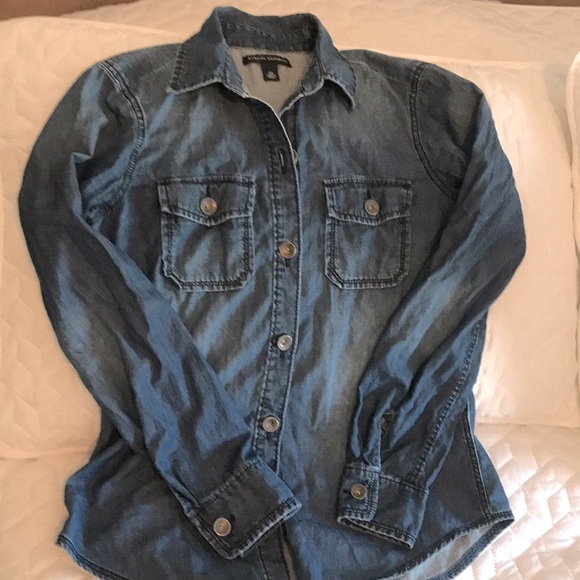 Banana Republic Chambray Utility Shirt, size XS. Great Used Condition. - Picture 8 of 10